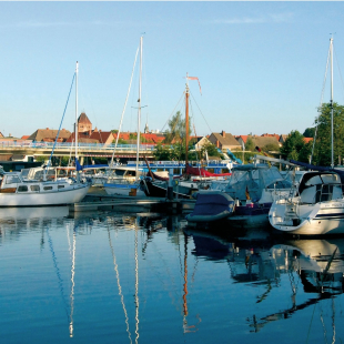 Die Servicestation für Wassersportler in Plau am See. © Hendrik Silbermann